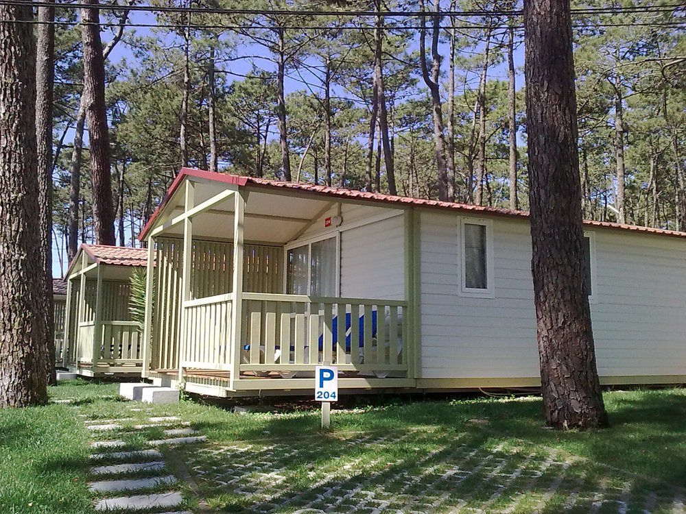 Orbitur Valado Bungalows Caravan Park Nazaré Exterior photo